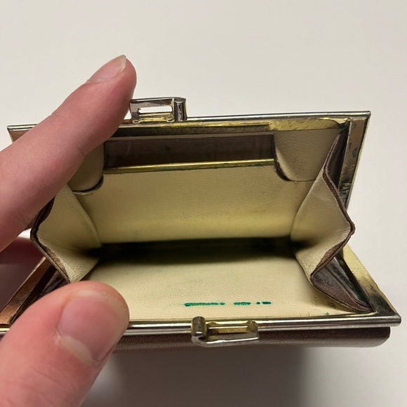 Vintage Lady Buxton Brown Leather Wallet - Picture 3 of 10